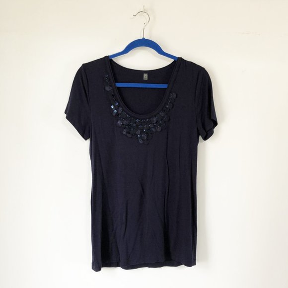 Navy Top - Picture 2 of 6